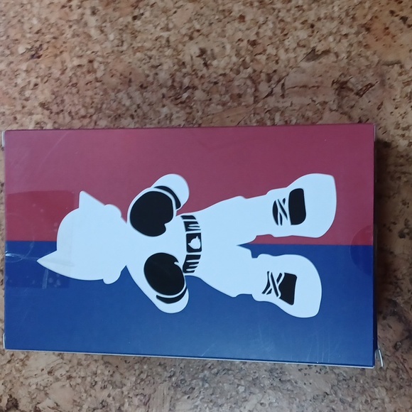 Astro Boy Boxer Collector's 6 Inch OG Edition by Toyqube, New in Original Box - Picture 4 of 6